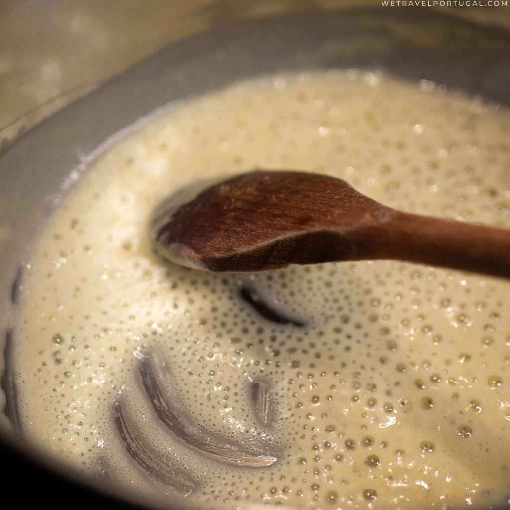 bechamel sauce for bacalhau com natas