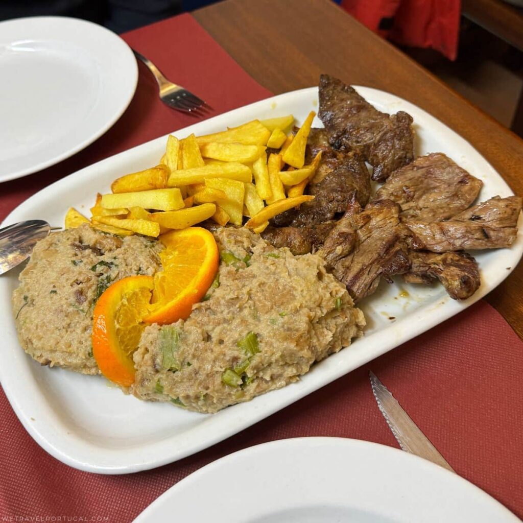 Migas and Black Pork Venda Azul