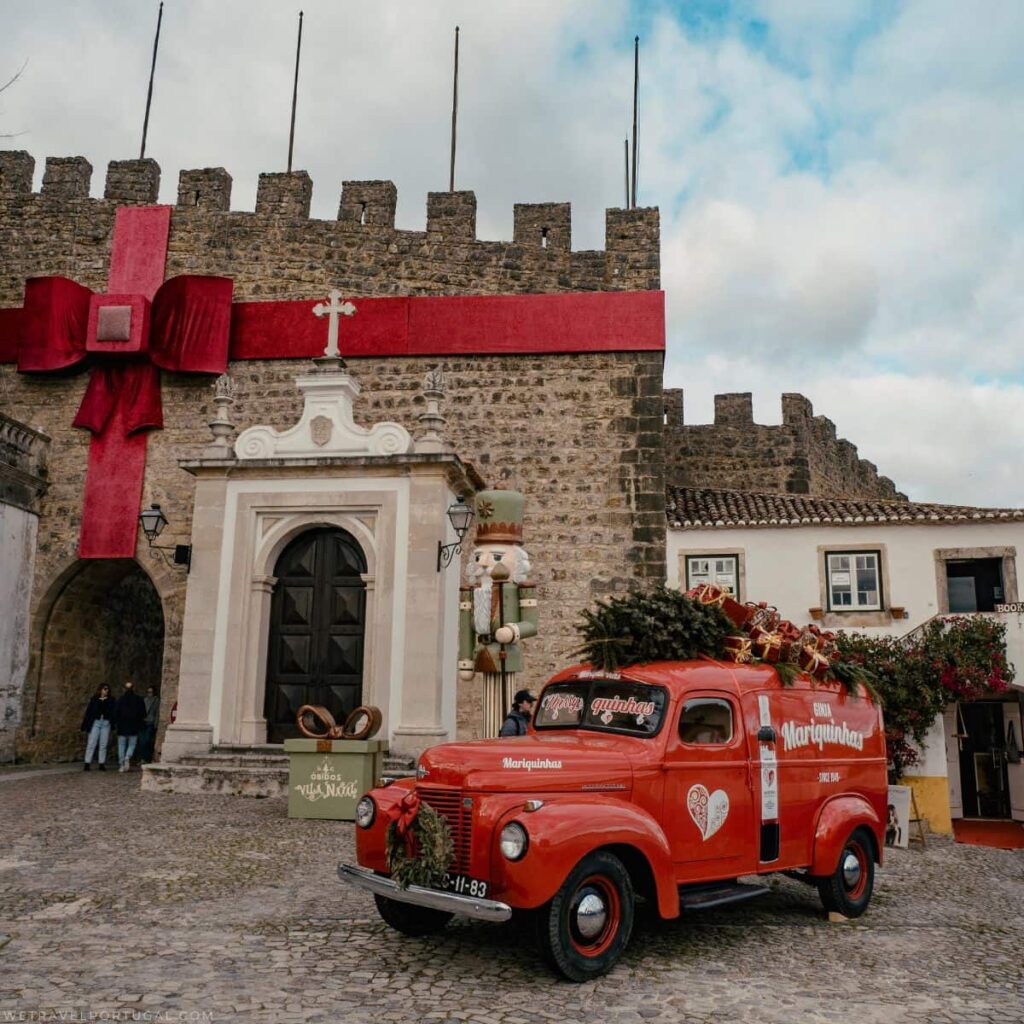 Obidos entrance at christmas