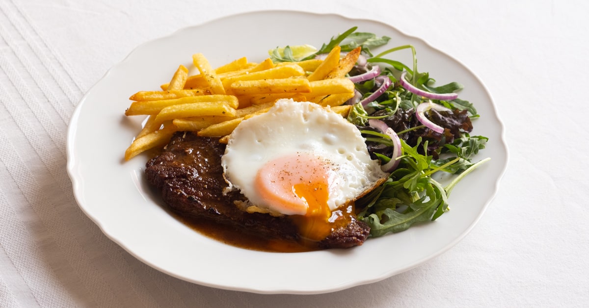 Bitoque de Vaca Portuguese Steak with Egg on Horseback