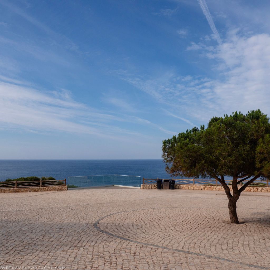 Praia da Marinha - look out point